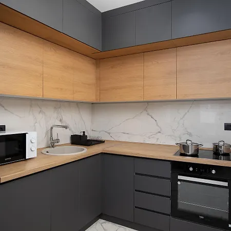 Lijepo Opremljen U Centru Pule, Blizina Mora Apartment Pula